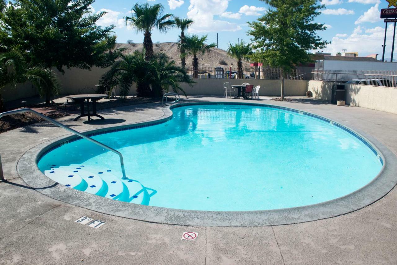 Rio Del Sol Inn Нийдълс Екстериор снимка