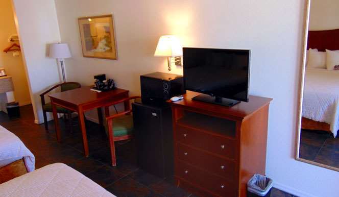 Rio Del Sol Inn Нийдълс Стая снимка